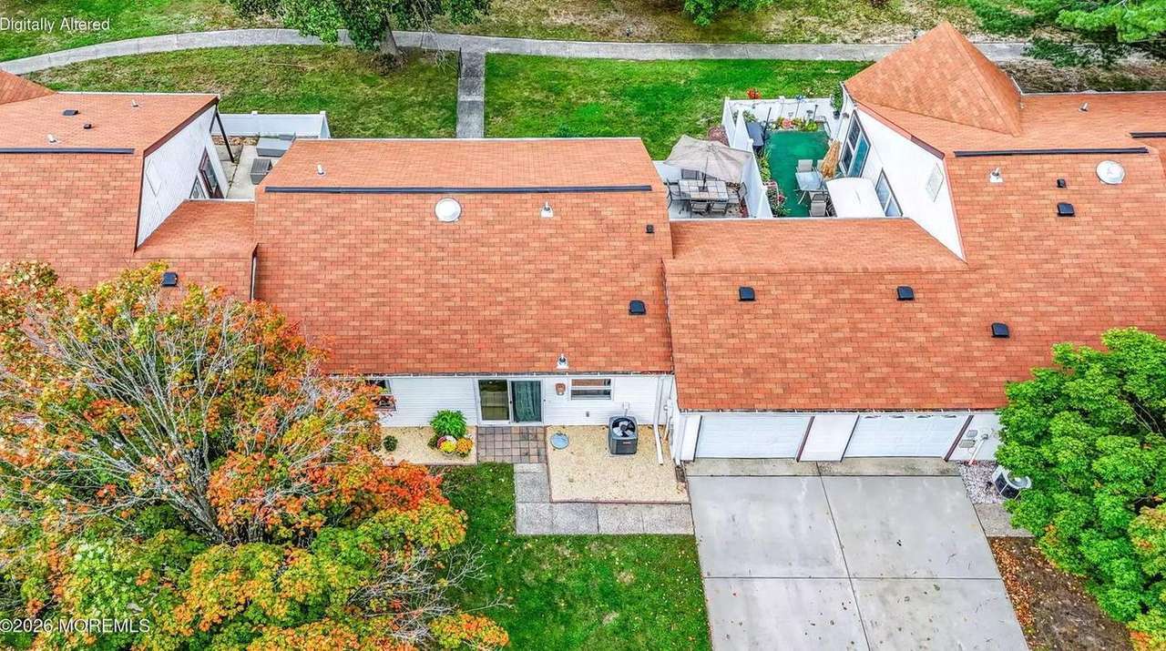 820B Liverpool Cir, photo 22