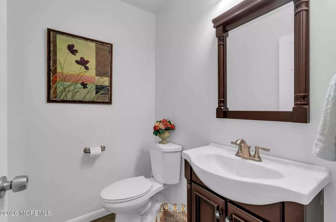1114 Waterberry Ct N, photo 20