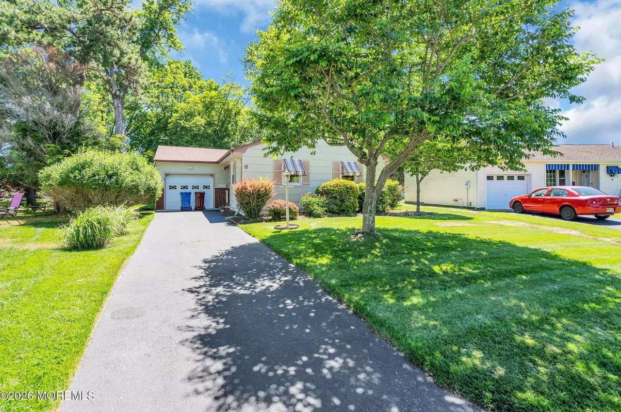 6 Woodbury Ct, photo 26