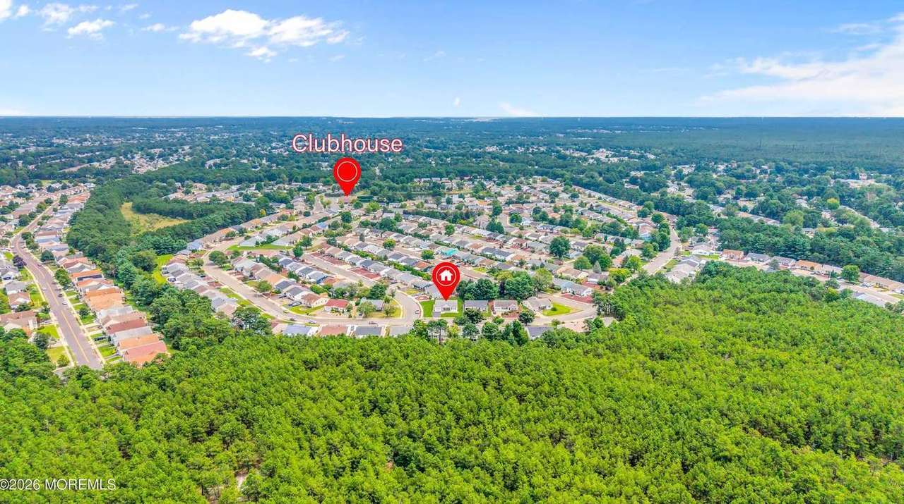 57 Westport Dr, photo 6