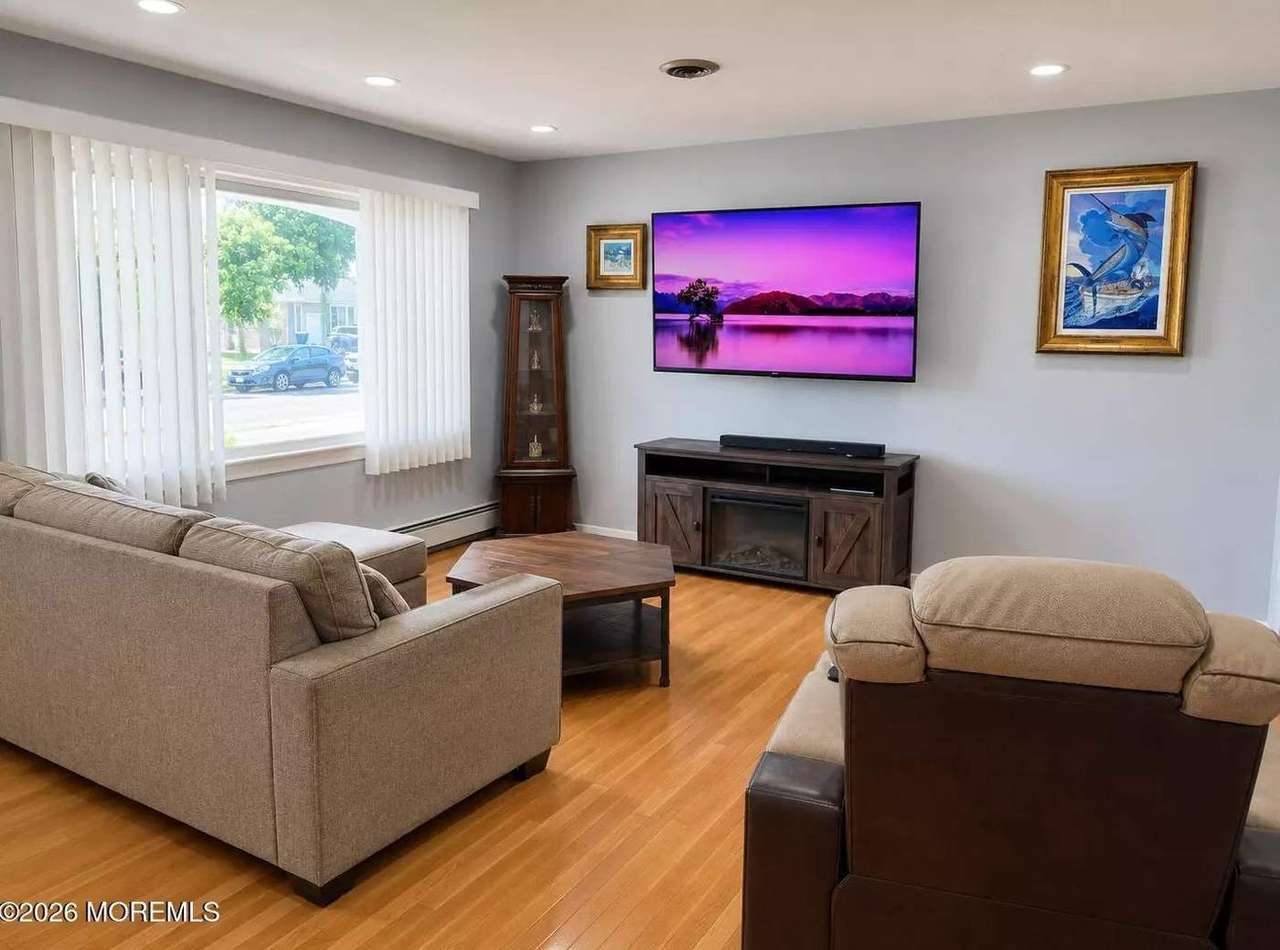 2 Brakenbury Dr, photo 6
