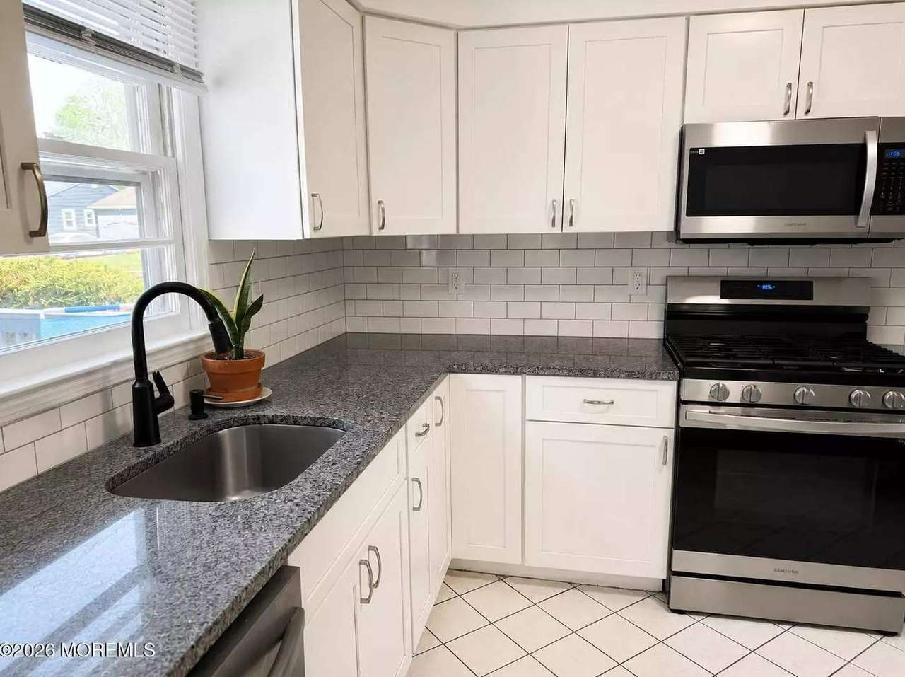 2 Brakenbury Dr, photo 8