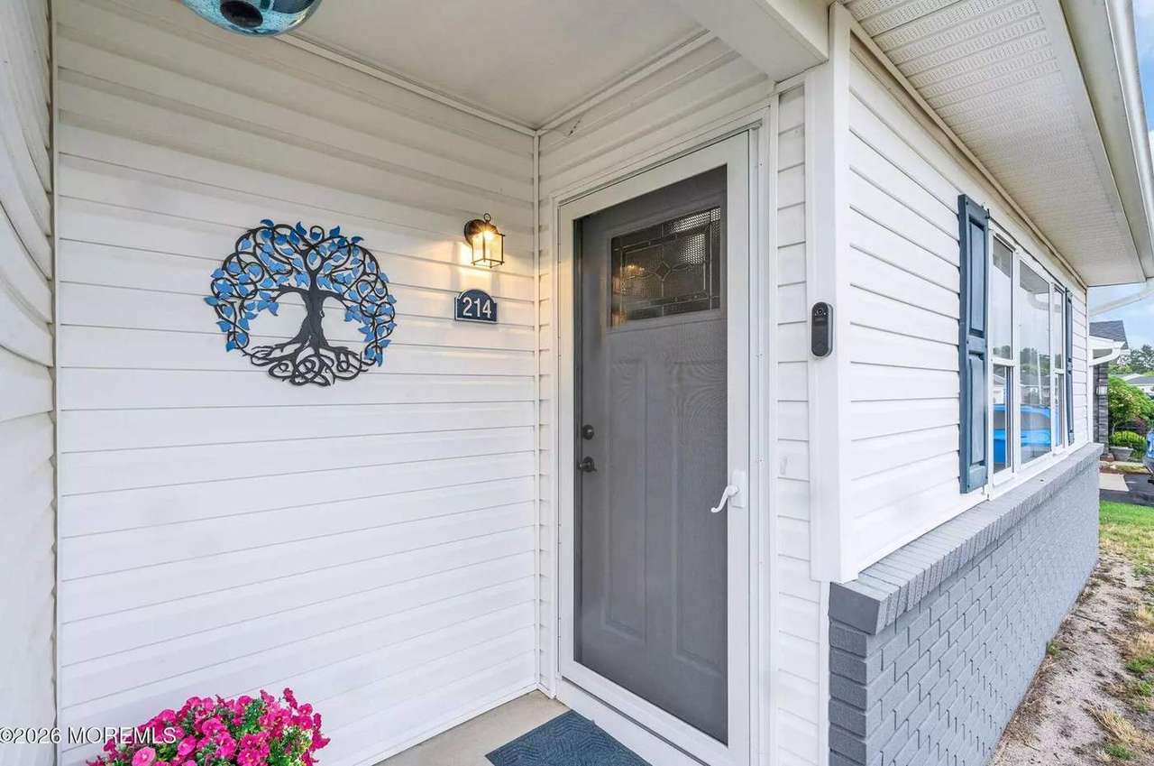 214 Westbrook Dr, photo 33