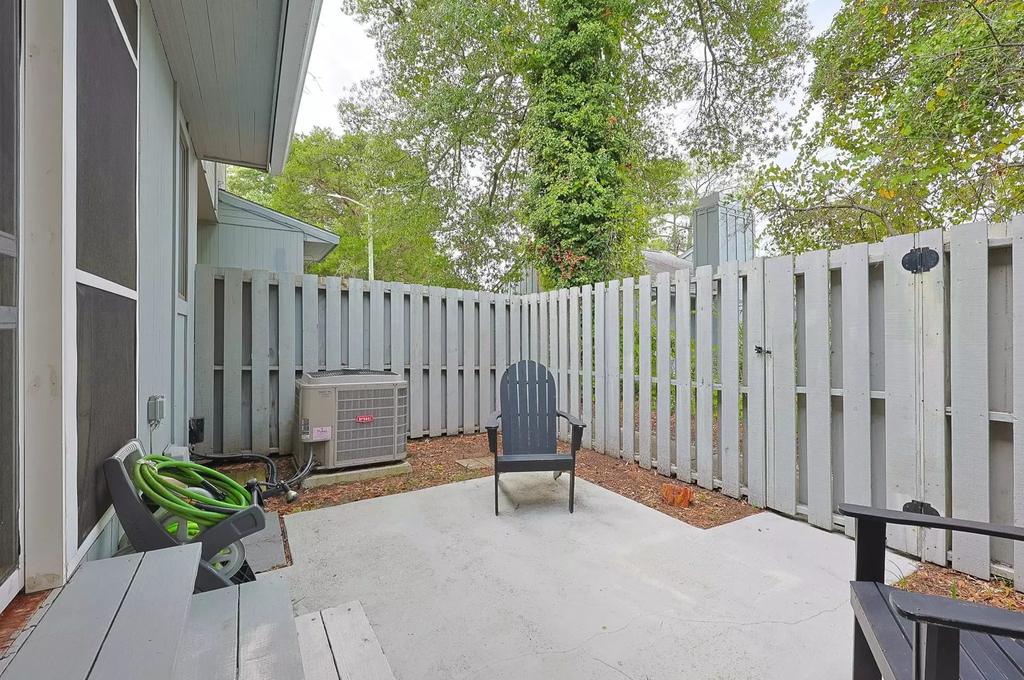 304 75th Ave N #C, photo 27