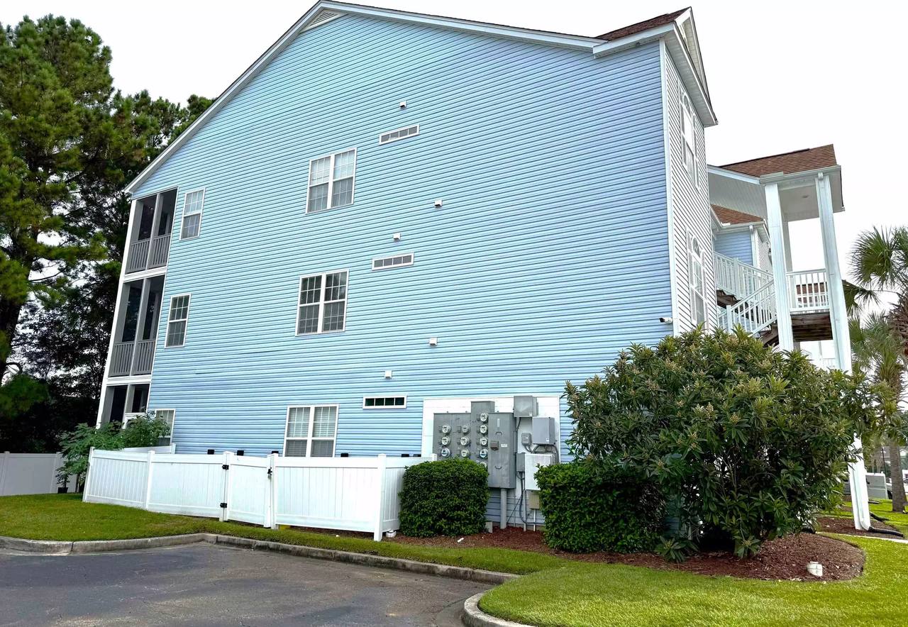 111 Fountain Pointe Ln #201, photo 4