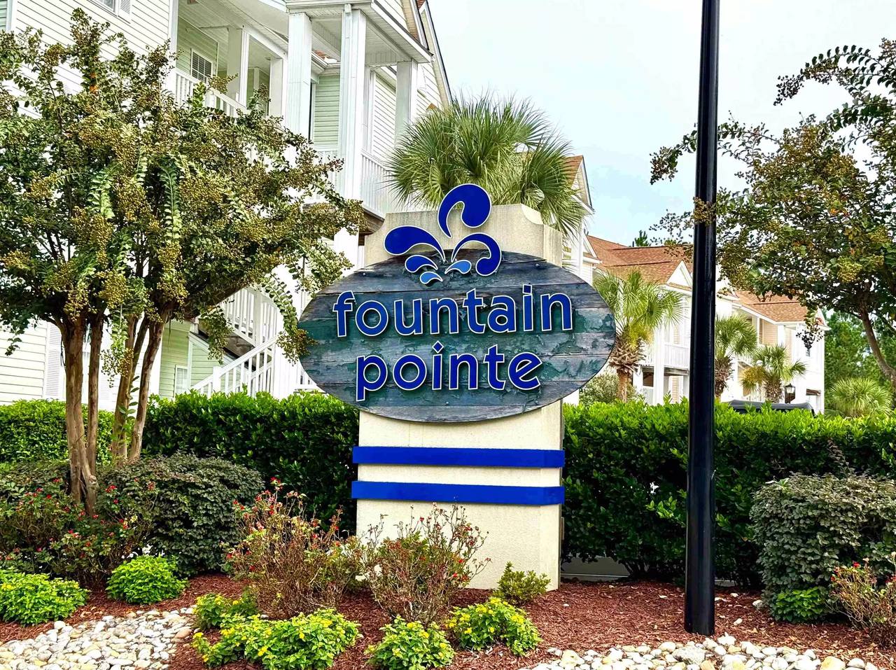 111 Fountain Pointe Ln #201, photo 5
