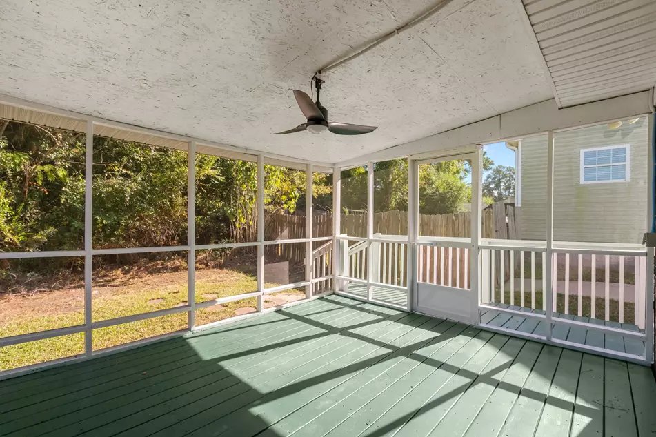 1114 Temple St, photo 9