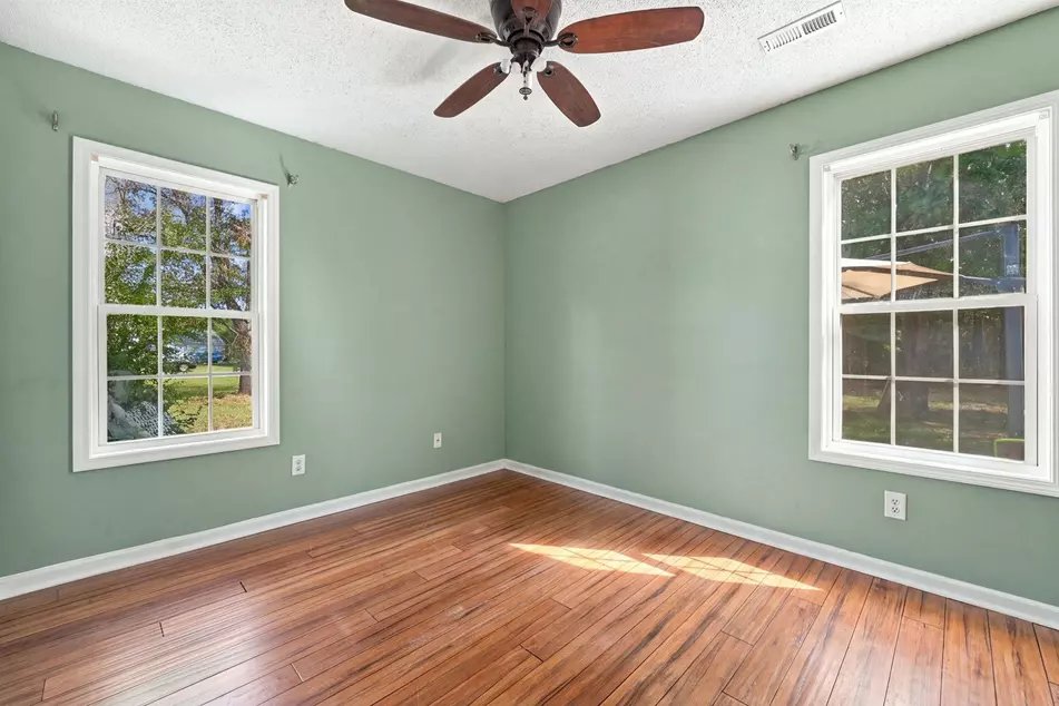 1117 Lancelot Ln, photo 8