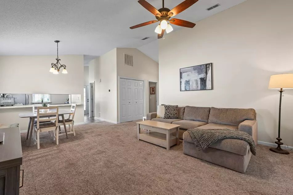 1223 Formby Ct, photo 10