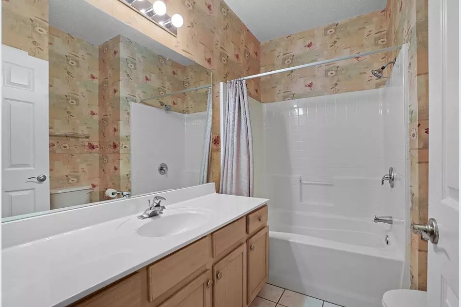5018 Belleglen Ct #101, photo 7