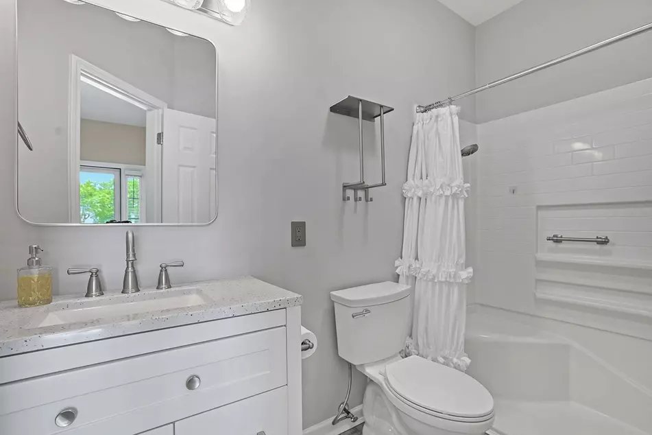5018 Belleglen Ct #101, photo 9