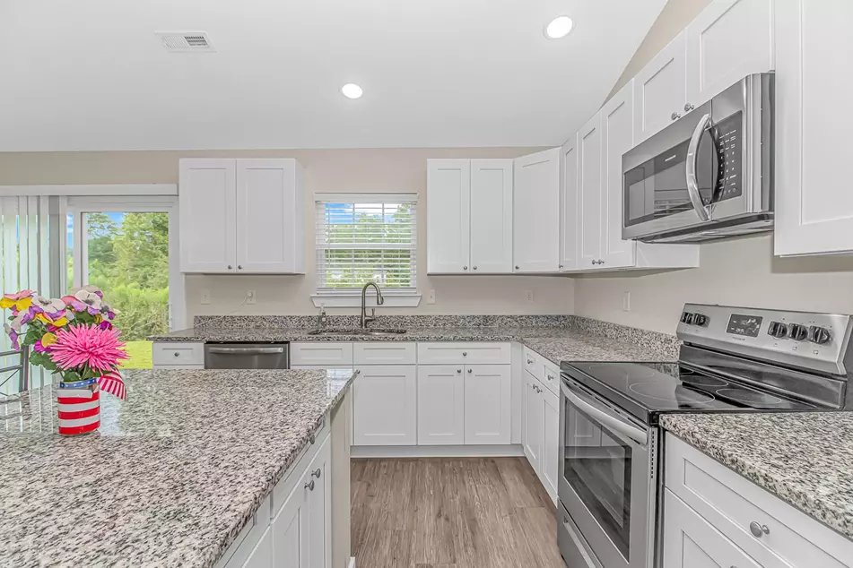 1430 Heirloom Dr, photo 5