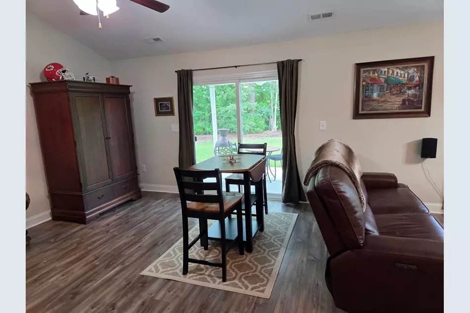 145 Ecum Secum Pl, photo 6