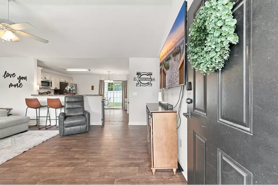 152 Maggie Way, photo 3
