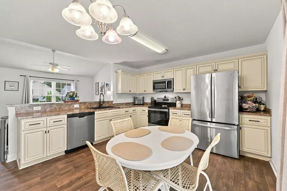 152 Maggie Way, photo 10
