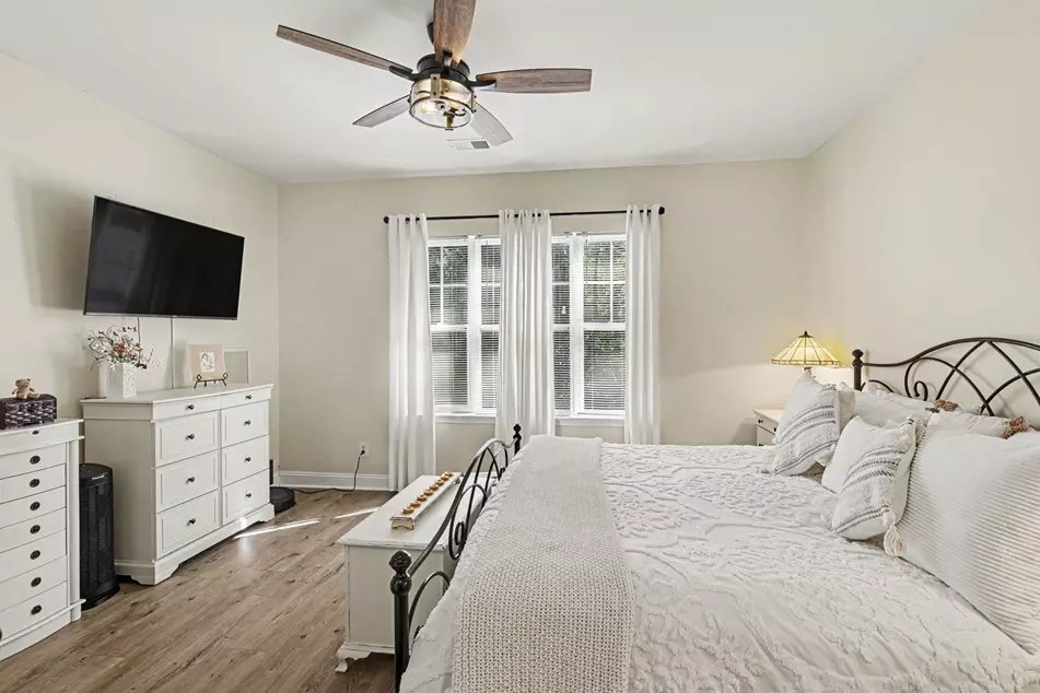 200 Portsmith Dr #1, photo 9