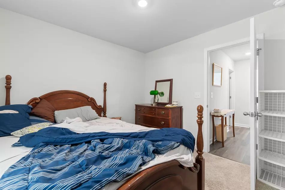 32 Cape Point Dr, photo 8