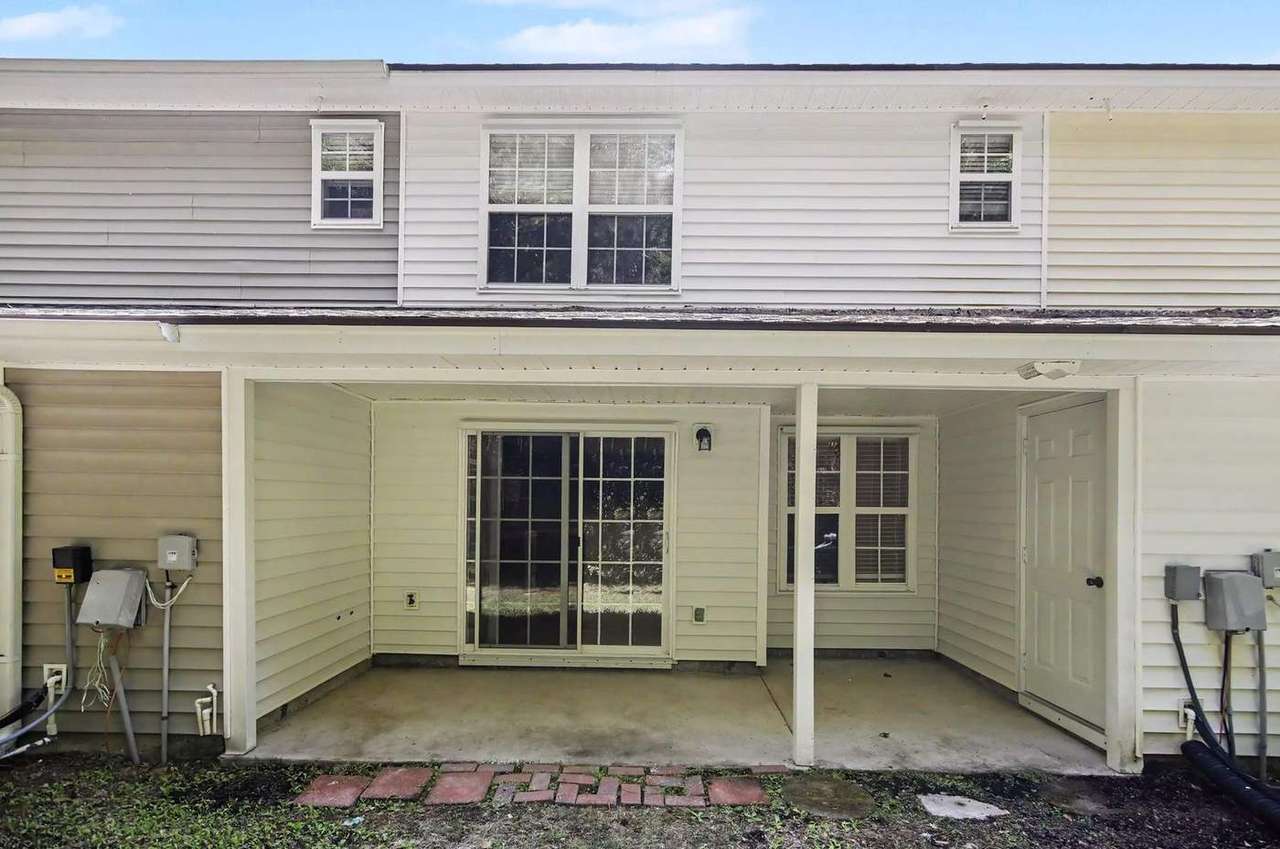 1043 Penny Ln, photo 33