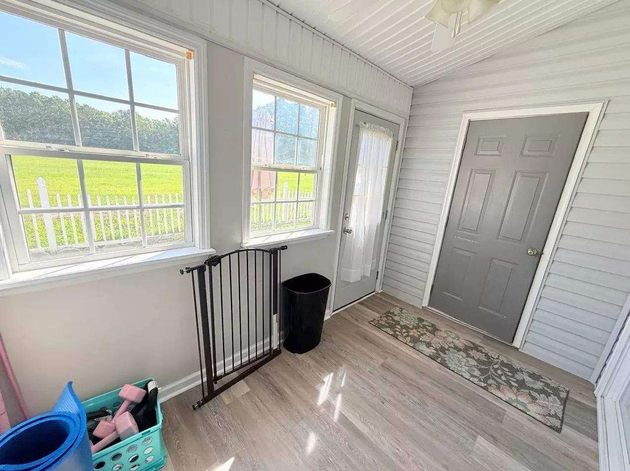 130 Country Manor Dr #A, photo 27