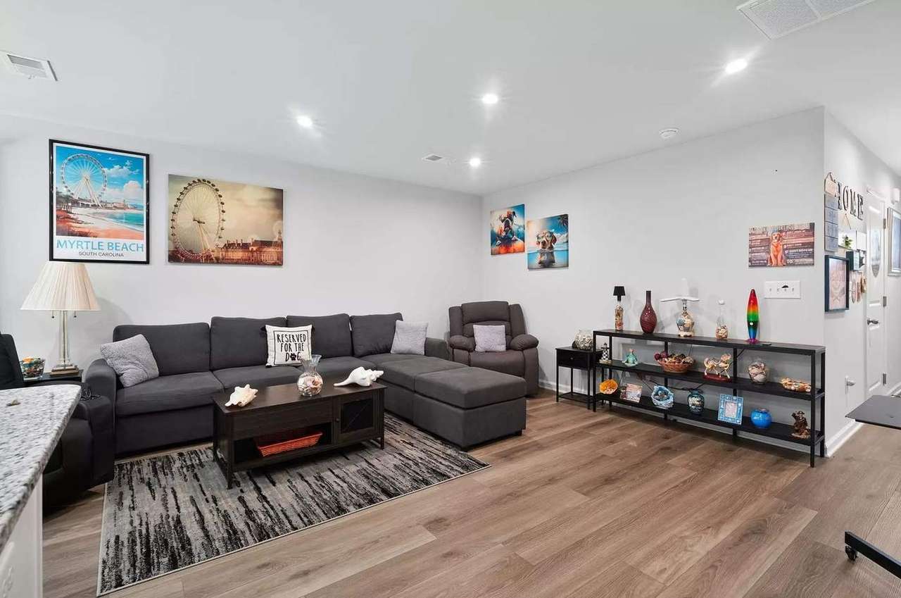 150 Villa Grande St #A, photo 7