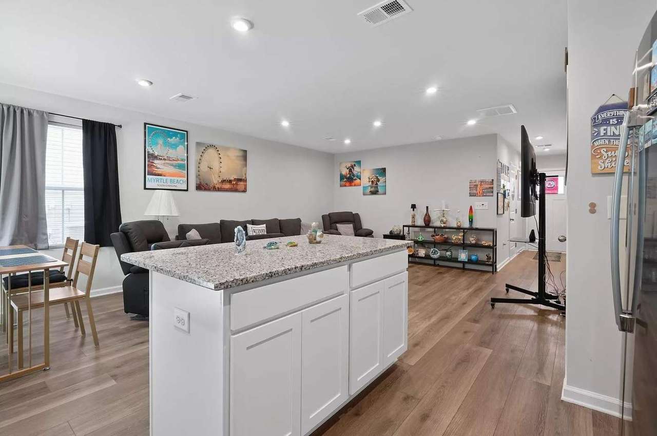 150 Villa Grande St #A, photo 12
