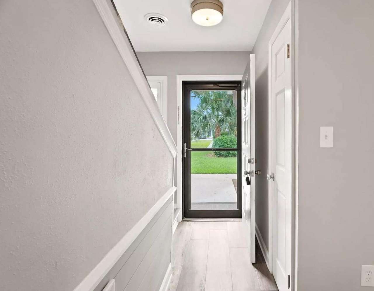 504 30th Ave N #3, photo 24