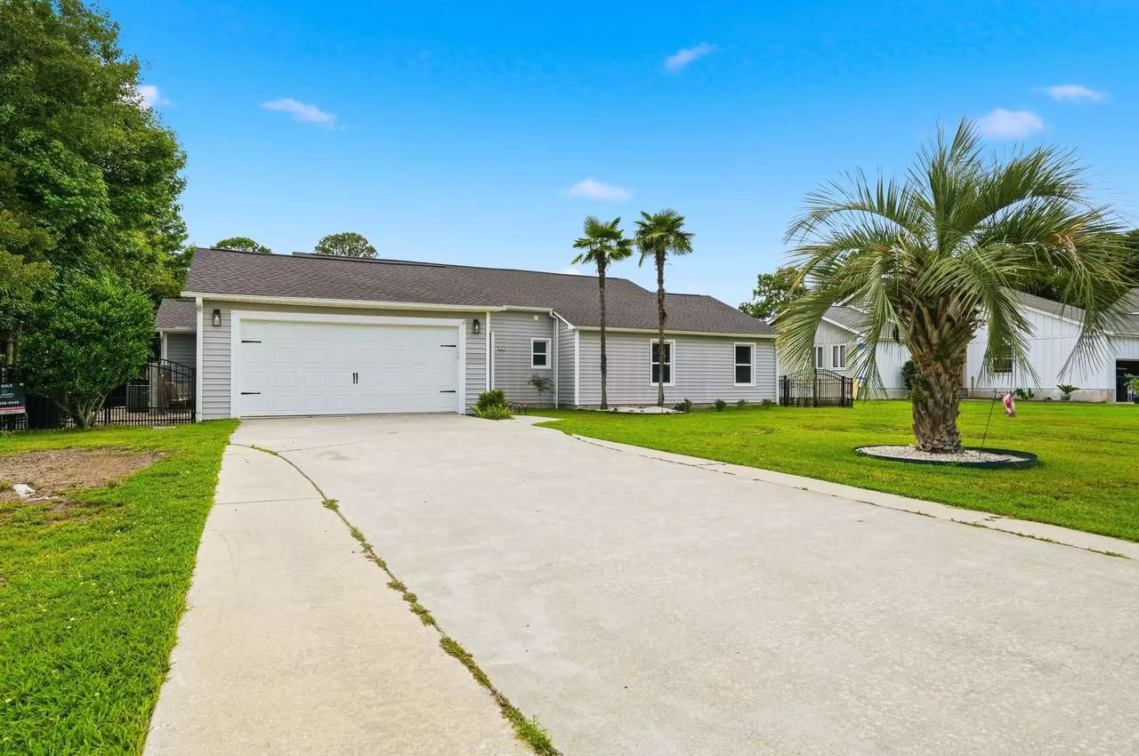 105 Saint Andrews Ct, Myrtle Beach, photo 3
