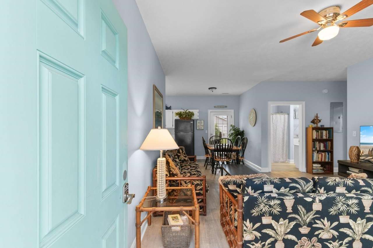 1508 Hillside Dr S, North Myrtle Beach, photo 4