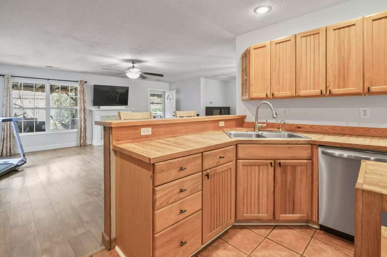 4040 Longleaf Ln, Murrells Inlet, photo 3