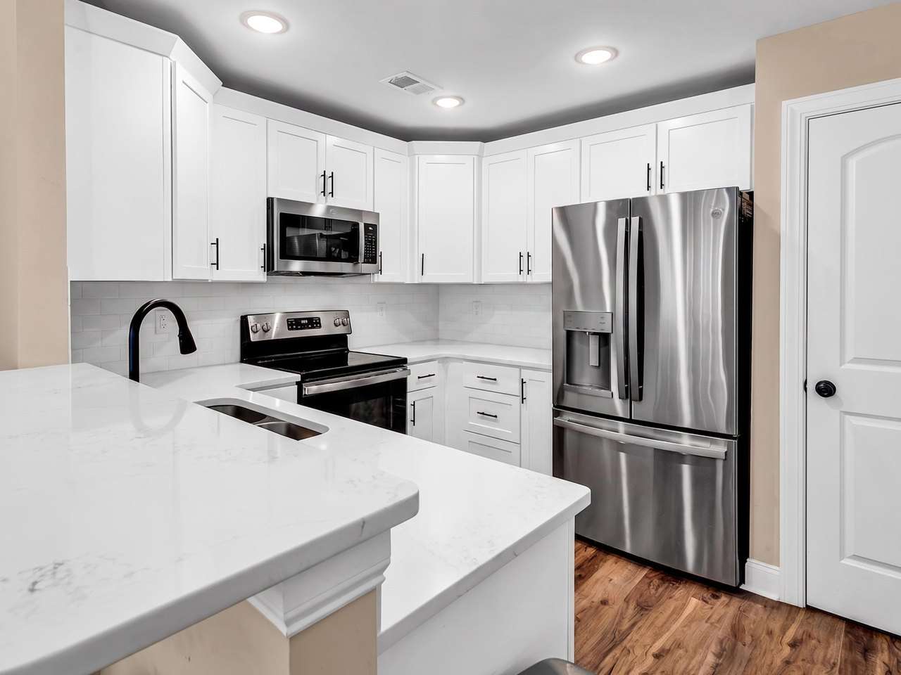 581 Bend Ave, Murrells Inlet, photo 2