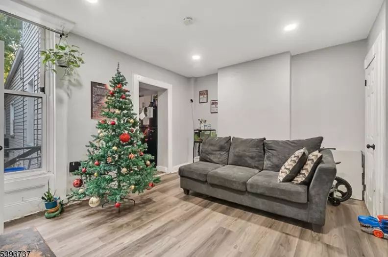 14 Crown St, Bloomfield, photo 2
