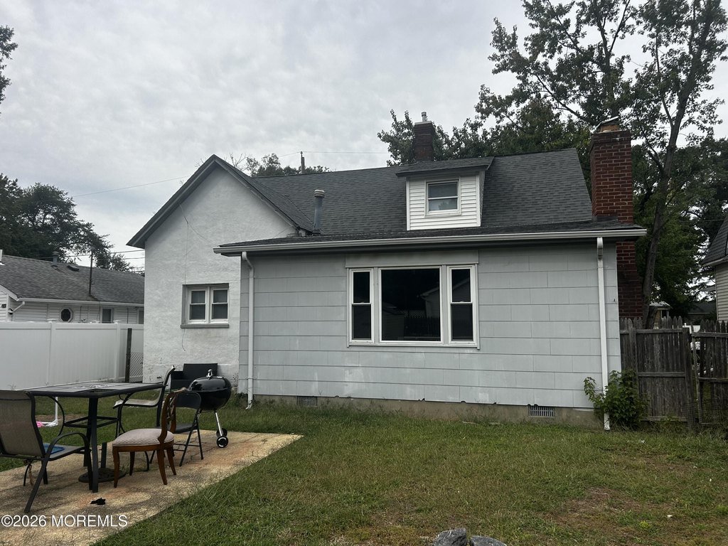 214 4th St, Units A and B, Hazlet, photo 17