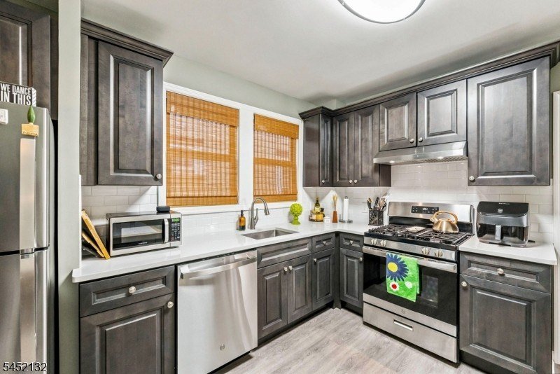 26 Pulaski St, Bloomfield, photo 3