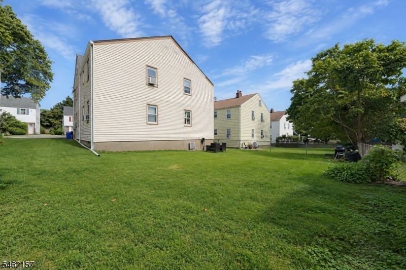 33 E 7th St, Clifton, photo 22