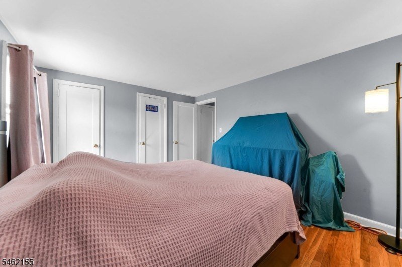 35 E 7th St, Clifton, photo 9